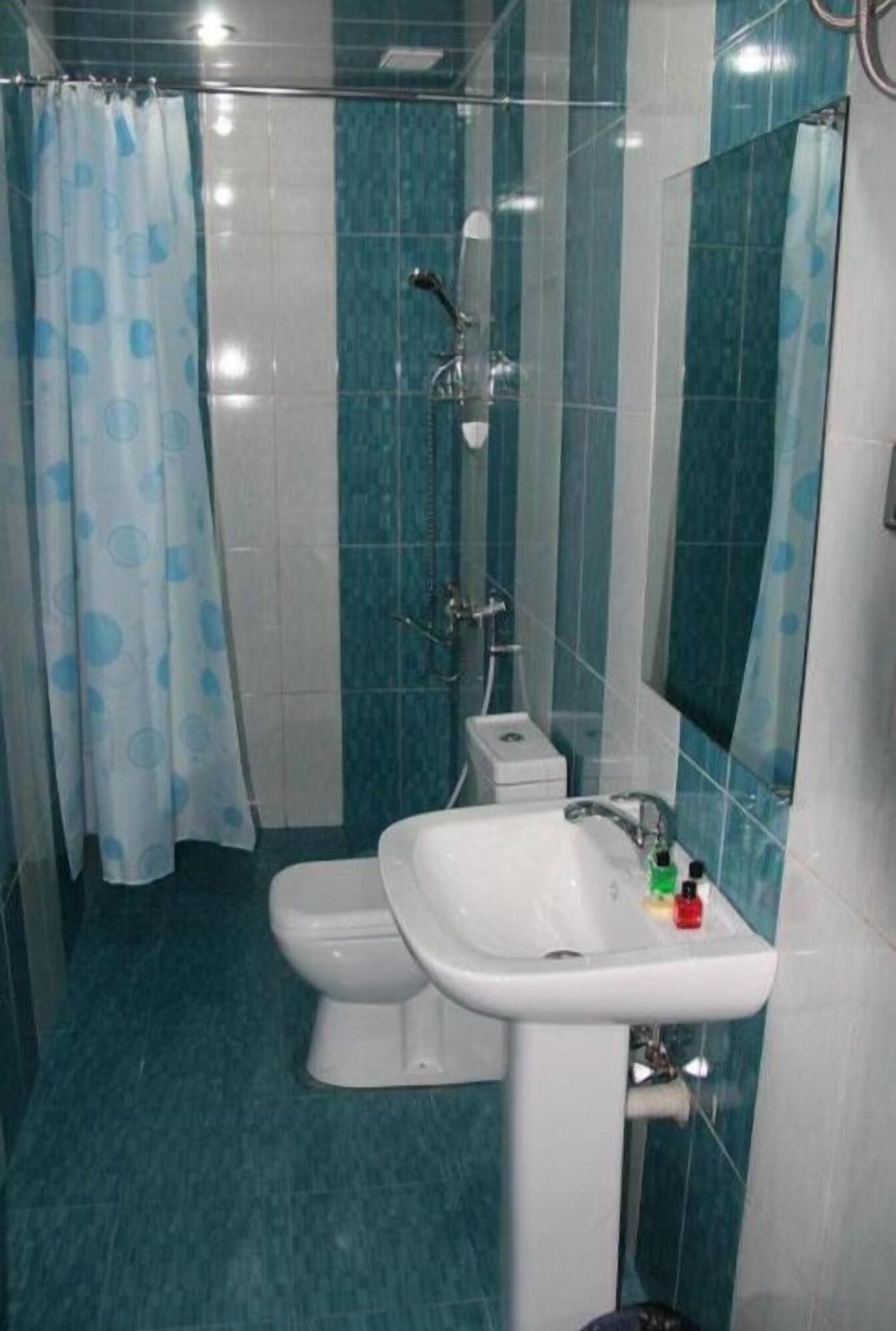 Avand Hotel Baku Ngoại thất bức ảnh