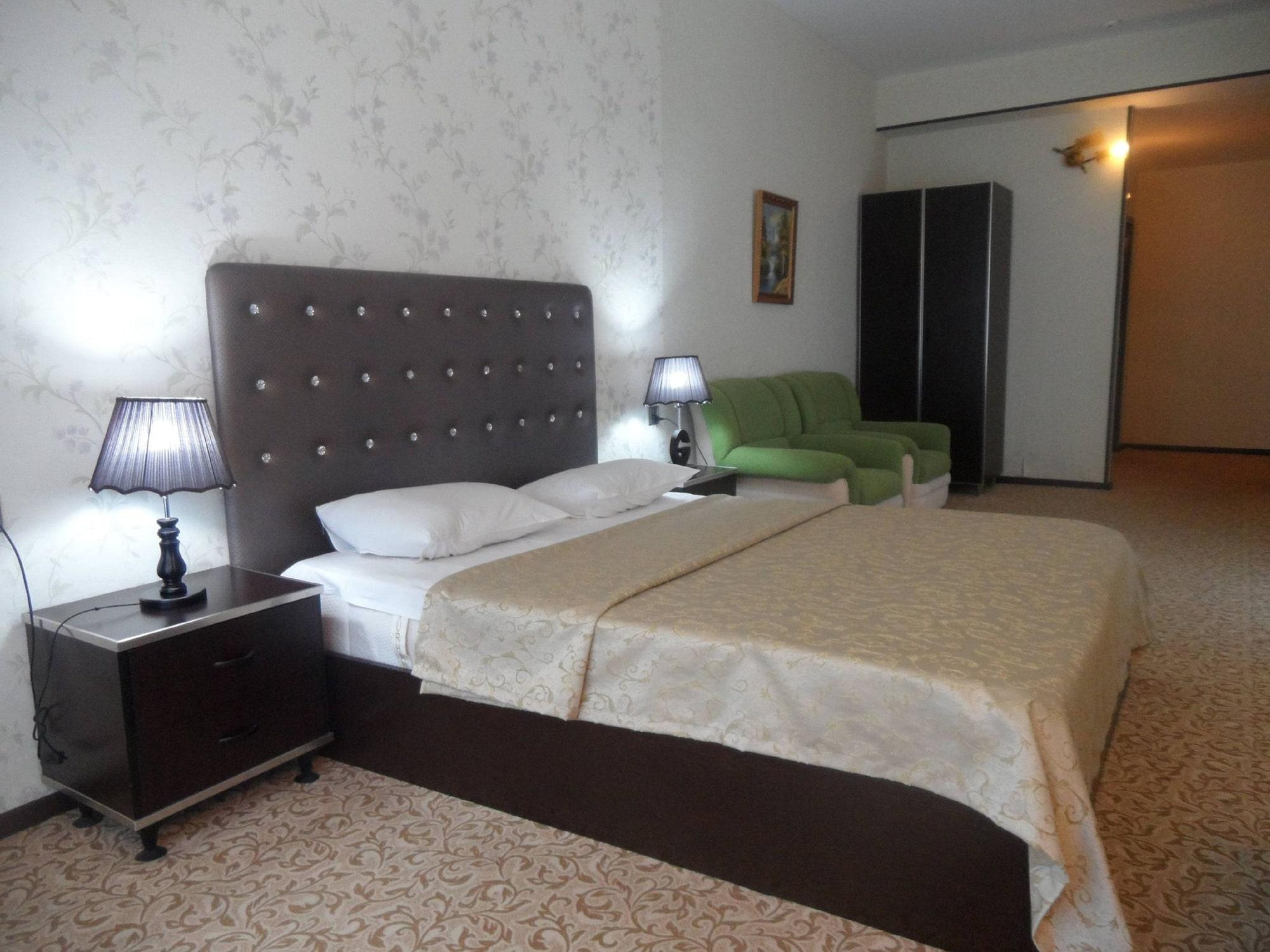Avand Hotel Baku Ngoại thất bức ảnh
