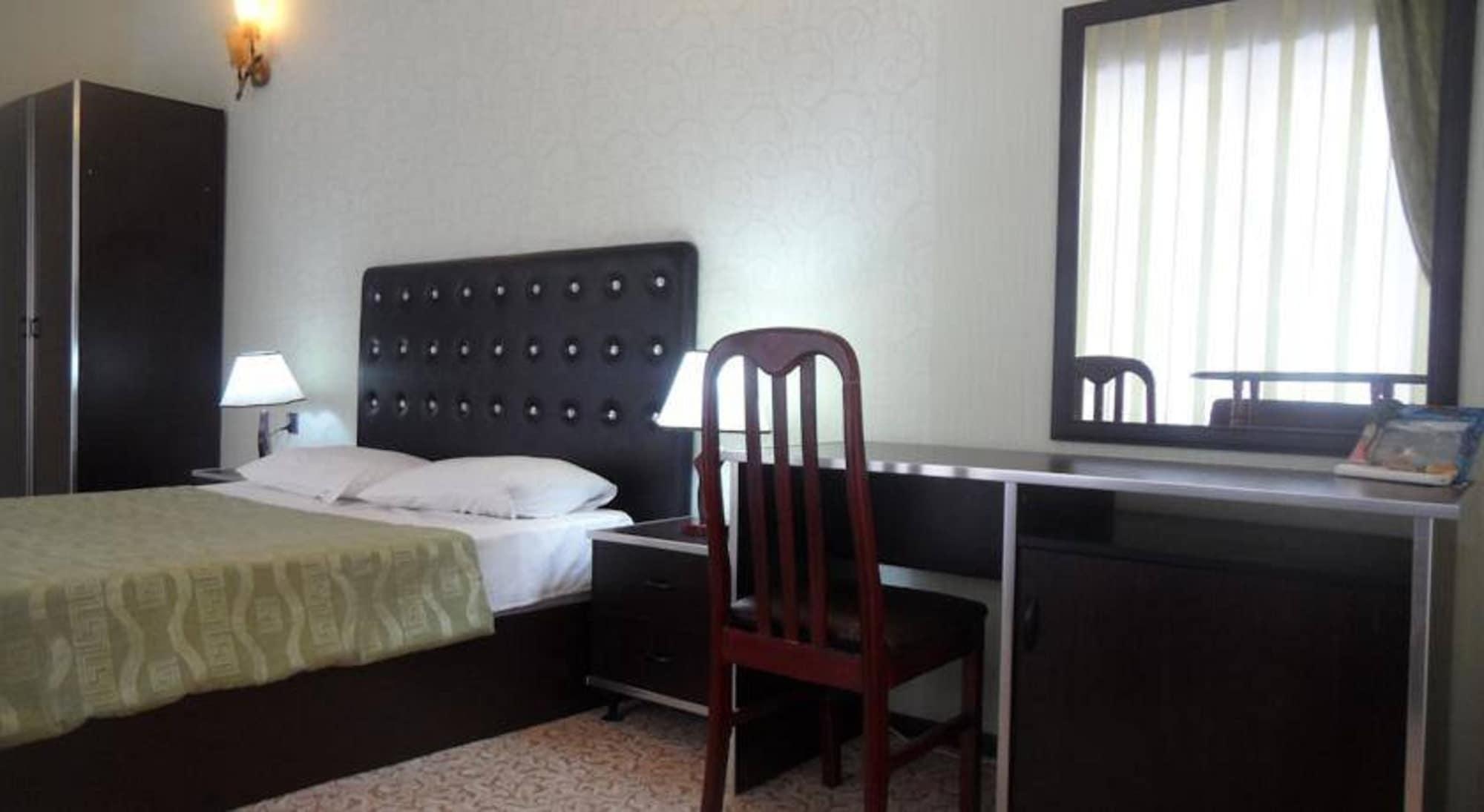 Avand Hotel Baku Ngoại thất bức ảnh