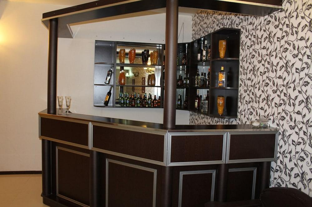 Avand Hotel Baku Ngoại thất bức ảnh