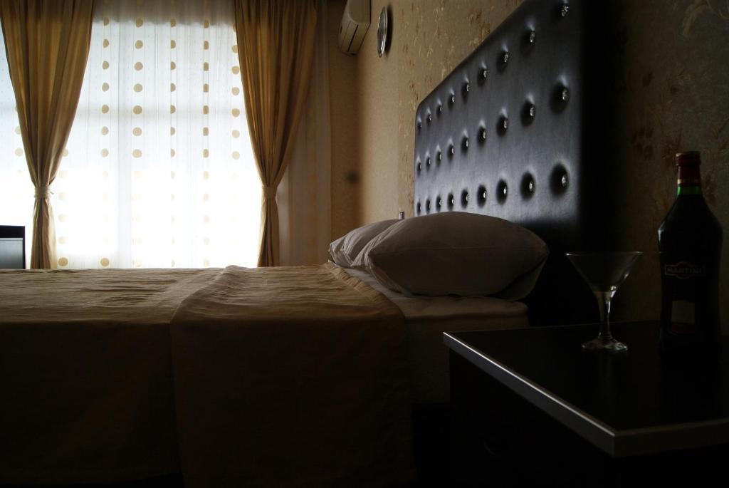 Avand Hotel Baku Phòng bức ảnh