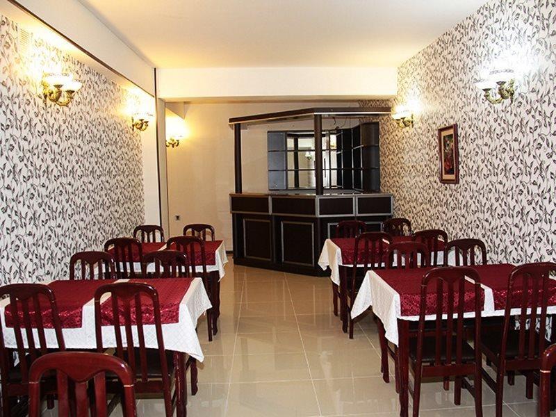 Avand Hotel Baku Ngoại thất bức ảnh
