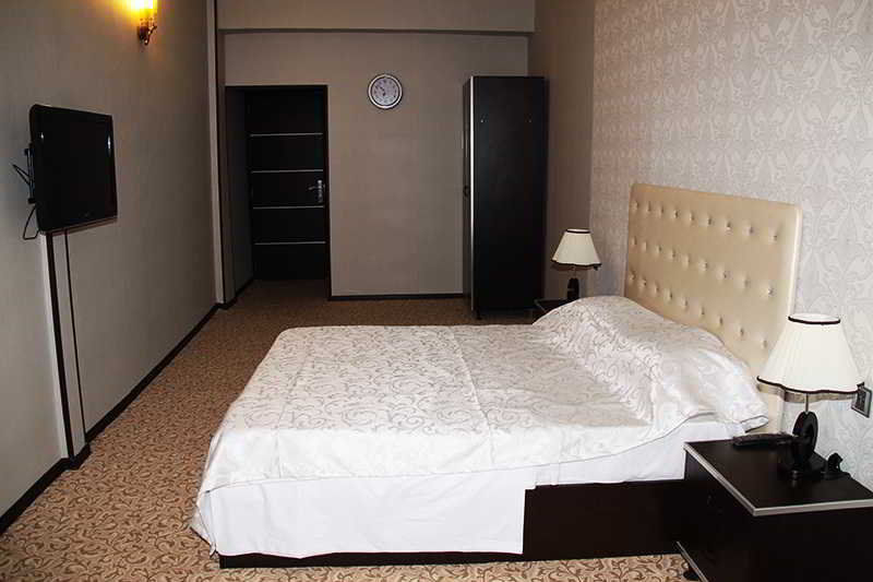 Avand Hotel Baku Ngoại thất bức ảnh