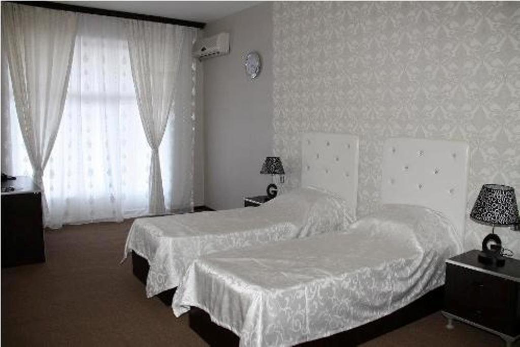 Avand Hotel Baku Ngoại thất bức ảnh