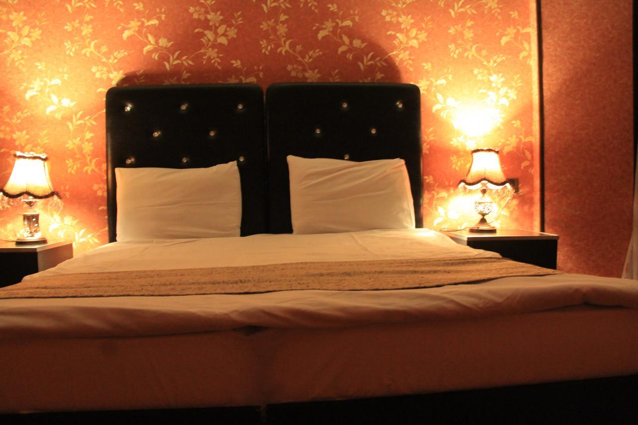 Avand Hotel Baku Ngoại thất bức ảnh