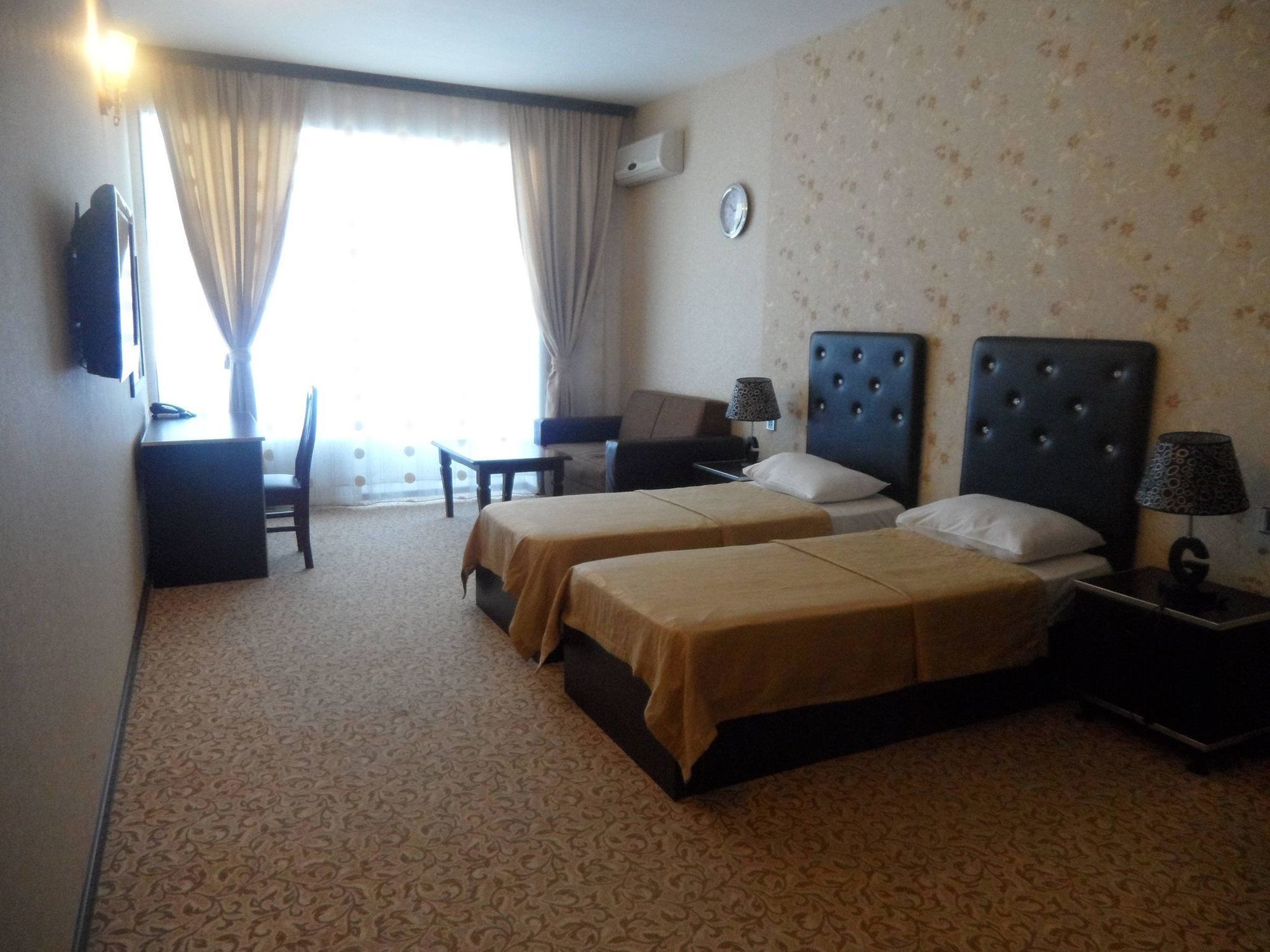 Avand Hotel Baku Ngoại thất bức ảnh