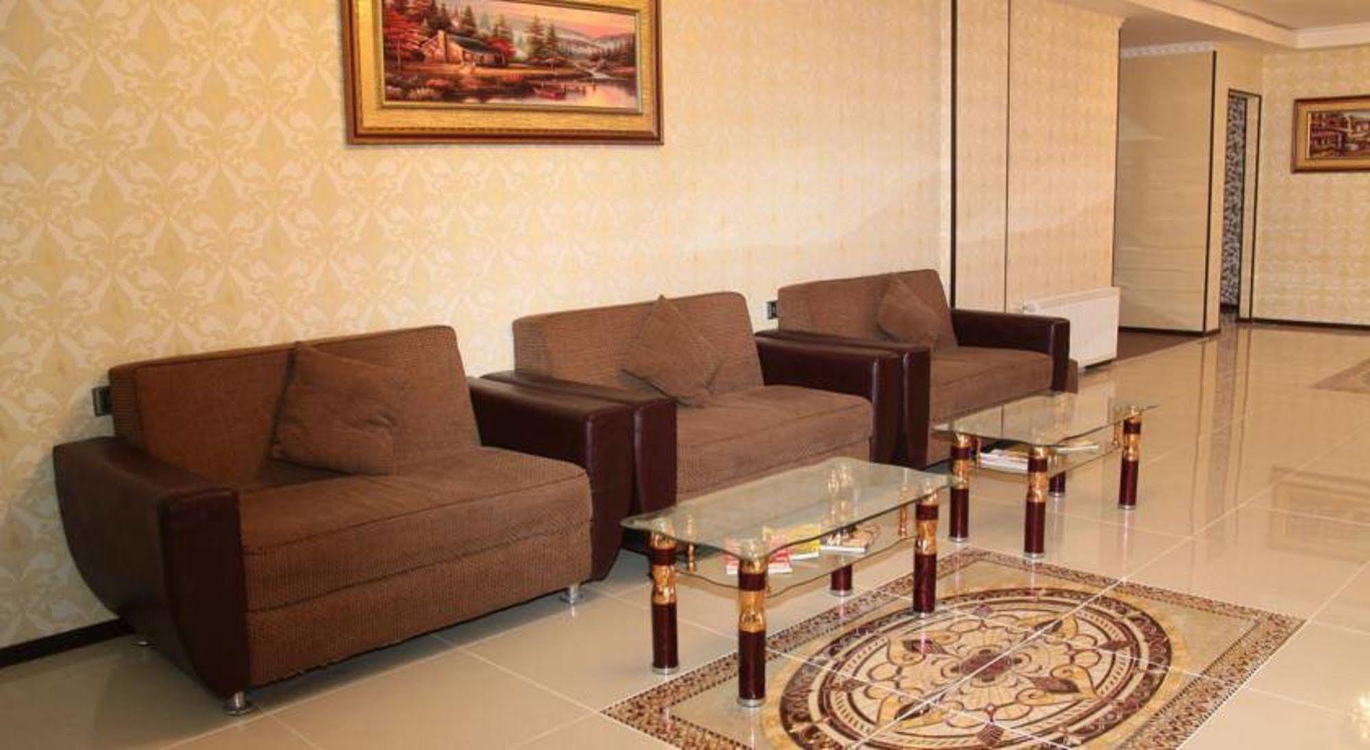 Avand Hotel Baku Ngoại thất bức ảnh