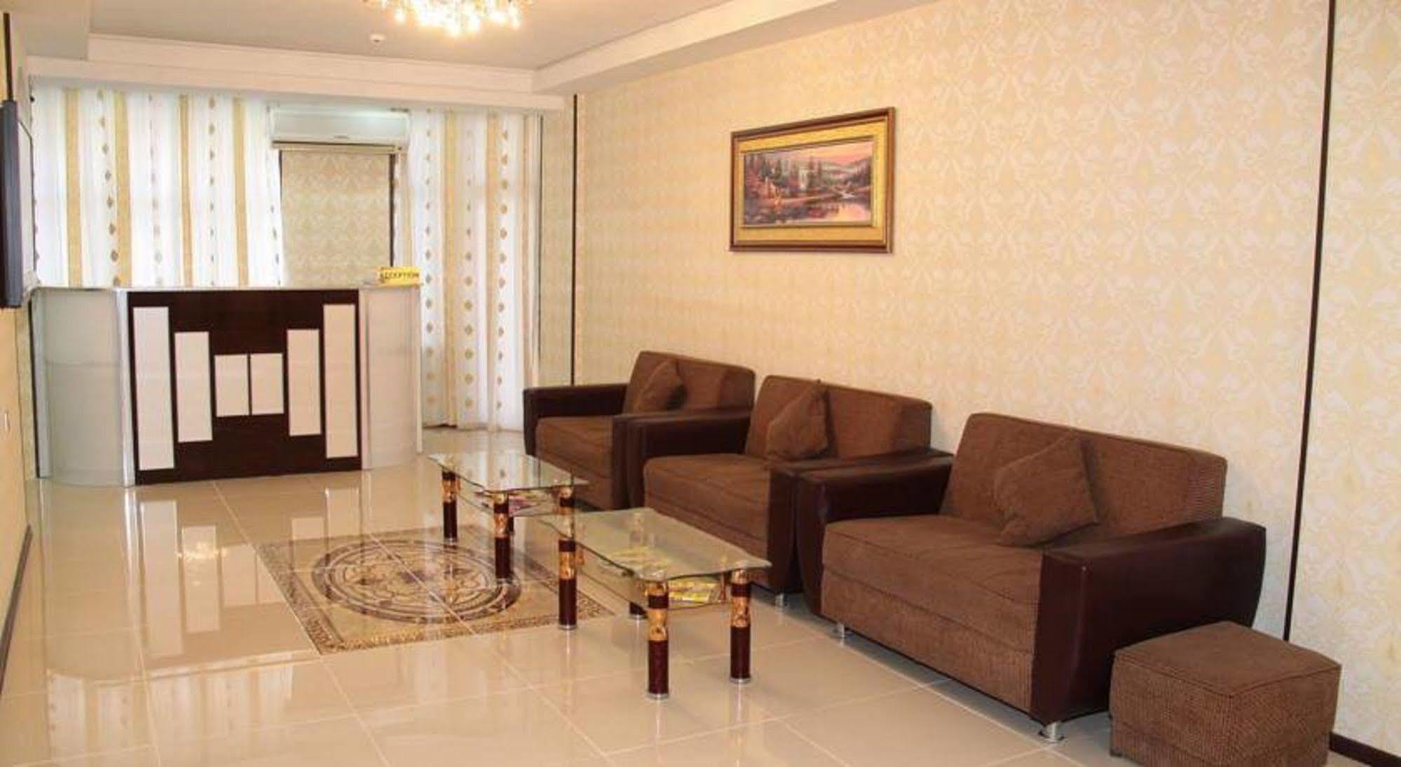 Avand Hotel Baku Ngoại thất bức ảnh