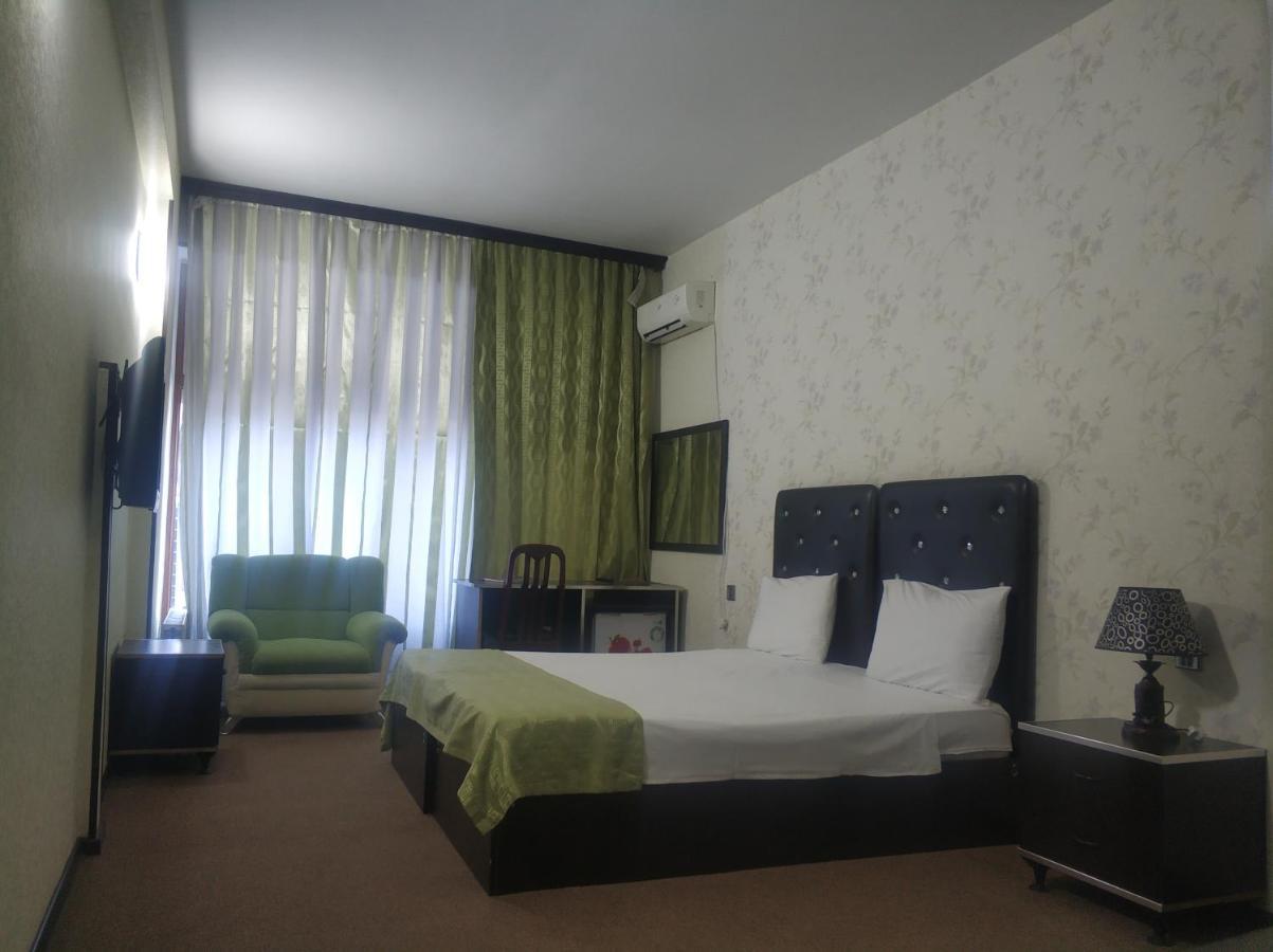 Avand Hotel Baku Ngoại thất bức ảnh